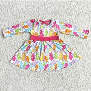 𝅺BOUTIQUE bunny dress size 6/7